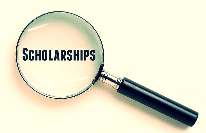 Scholarship Search Tips For Parents and Students